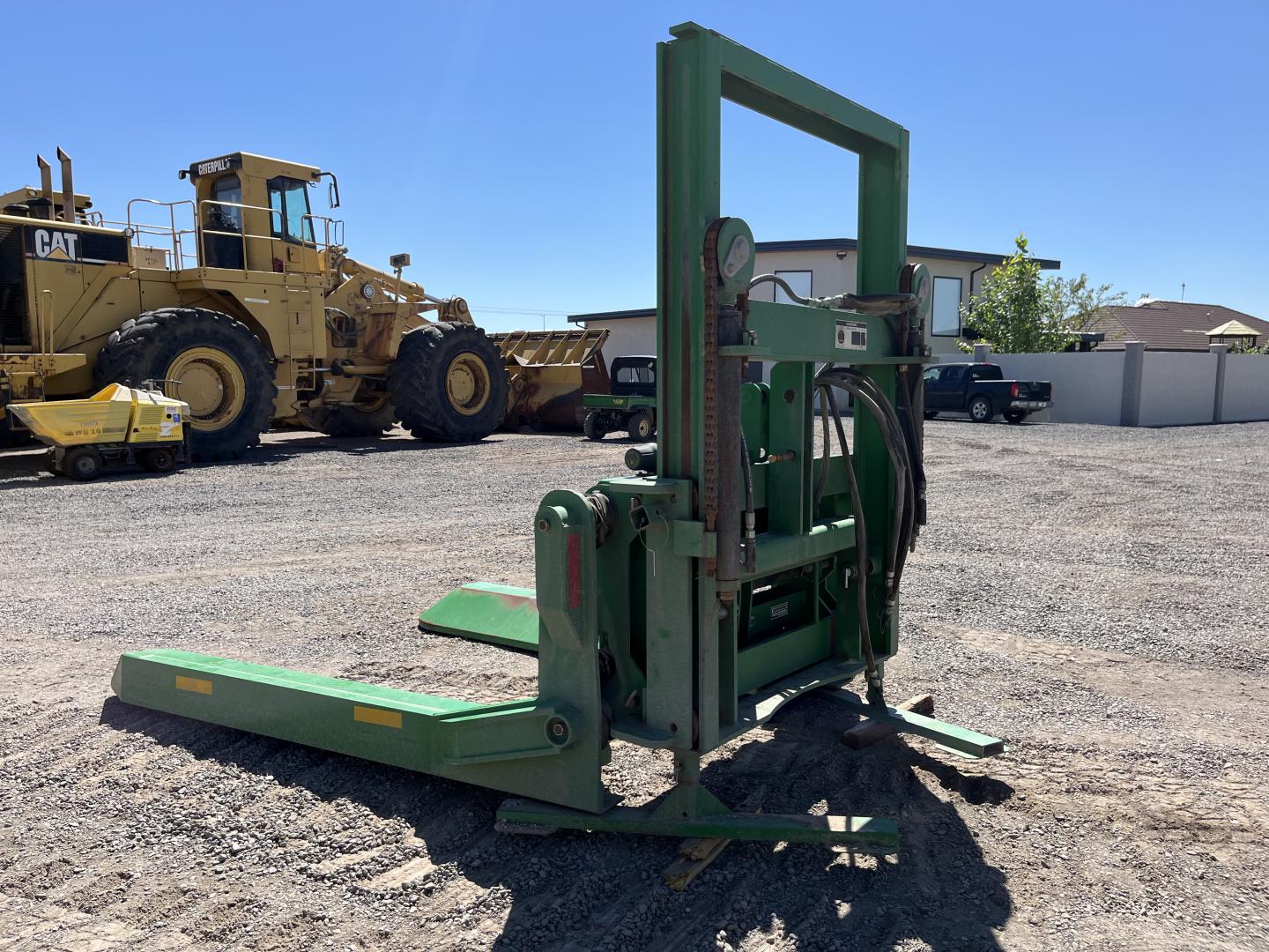 ./imagenes/INVOICE/2019/16848/MANIPULADOR DE PACAS DE ALGODON FRONTIER CM11 (7).JPG